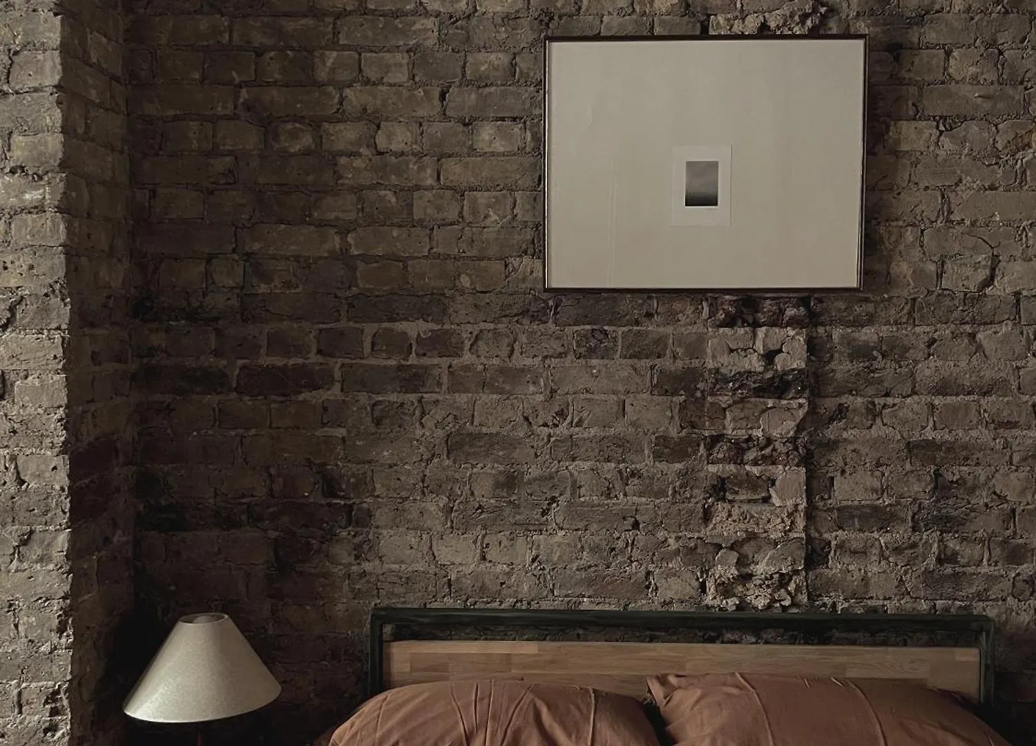 Mid-Century Studio Londra 0*,  Regno Unito